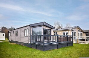 Host Stay Ally Up Lodge