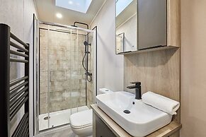 Host Stay Elegant Lodge