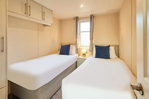 Host Stay Fairview Lodge