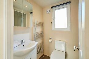 Host Stay Fairview Lodge