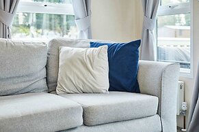 Host Stay Fairview Lodge