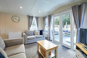 Host Stay Fairview Lodge