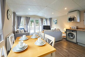 Host Stay Fairview Lodge