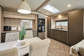 Host Stay The Kestrel Lodge