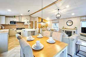 Host Stay Copse View Lodge