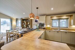 Host Stay Heathery Lodge