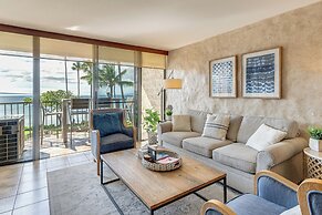 Oceanfront Maui Retreat Steps From Sugar Beach