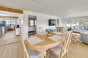 Herrington Lake Home w/ Deck: Golf, Boat & Relax!