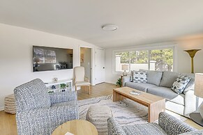 Herrington Lake Home w/ Deck: Golf, Boat & Relax!