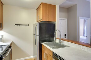 Walkable Condo Near Over-the-rhine & Hard Rock!