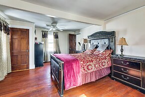 Walk to DW Field Park! Spacious Home w/ Deck