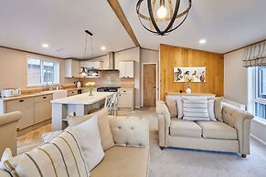 Host Stay Huckleberry Lodge