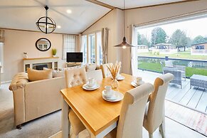 Host Stay Huckleberry Lodge