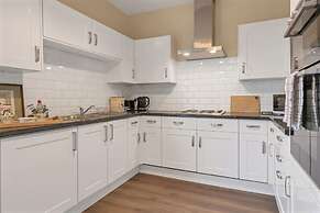 Pools Cottages | Warwickshire Countryside Luxury