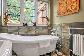 Pools Cottages | Warwickshire Countryside Luxury