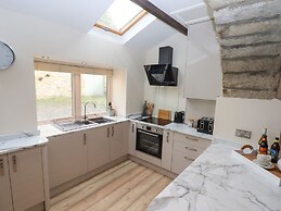 1 Grosvenor Farm Cottages