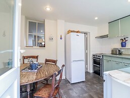 12 Glyn Terrace
