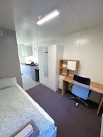 Student House Pawilony