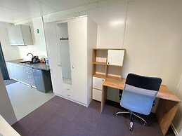 Student House Pawilony