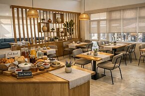 Hotel Simos