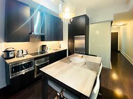 Toronto City Suites - Front St