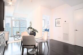 Toronto City Suites - Front St
