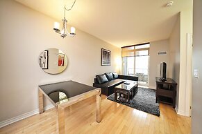 Toronto City Suites - Front St