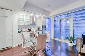 Toronto City Suites - Front St