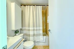 Toronto City Suites - Front St