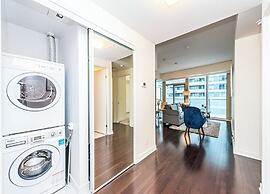 Toronto City Suites - Front St