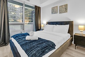 Toronto City Suites - Front St
