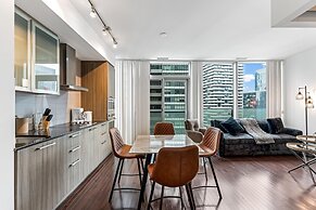 Toronto City Suites - Front St