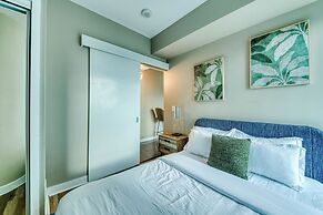 Toronto City Suites - Front St