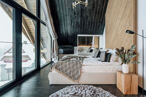 Crystal Pine Luxury Villas Jacuzzi&Sauna