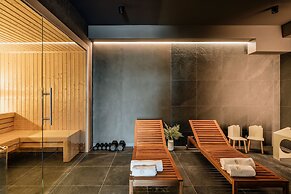 Crystal Pine Luxury Villas Jacuzzi&Sauna