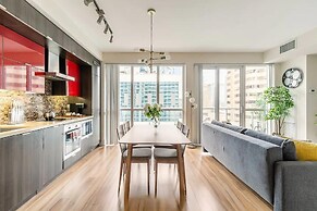 Chic Downtown Suites - By CN Tower