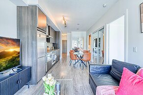 Chic Downtown Suites - By CN Tower
