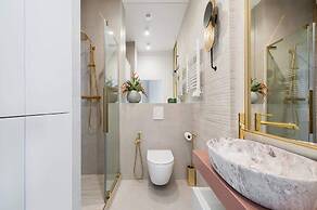 Sol Marina Q4 Apartments Basen & Welness