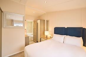 Host Stay Crucible Lodge