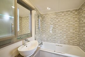 Host Stay Crucible Lodge