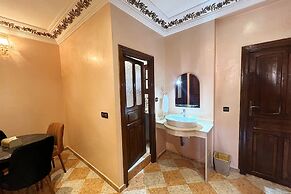 Stay near Marrakech Airport RAK