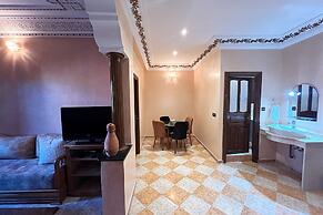 Stay near Marrakech Airport RAK