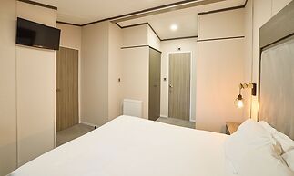 Host Stay The Beak Lodge