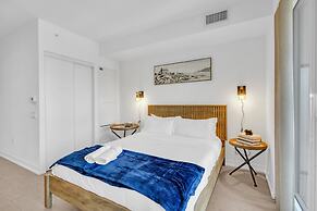 Dundas East Hotel & Suites Toronto