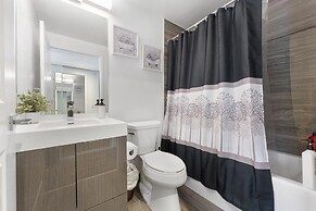 Dundas East Hotel & Suites Toronto