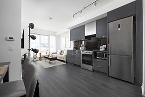 Dundas East Hotel & Suites Toronto