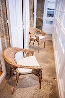 Do Bico Rooms