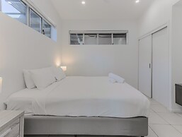 Paradiso Paradise 336 3BRM Oceanfront