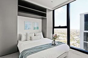 Stylish 2BR Close to Melbourne Central & QV