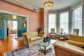 Queen Anne Manor' in Old West End w/ Elevator